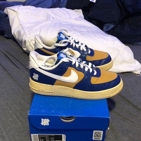 Don’t fit any more and I need money for school clothes but I love these shoes - Picture 3 of 4